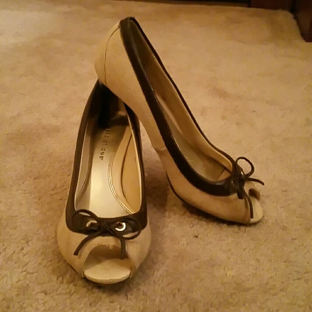 Open-toe Heels with Bow